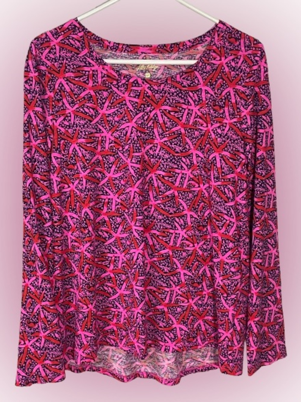 Lilly Pulitzer T-Shirt Top Medium Long Sleeve Crew Neck Pink Resortwear Preppy